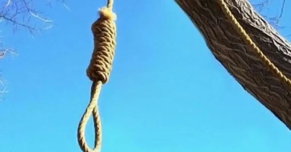 Özünü asan 17 yaşlı oğlan xilas edildi