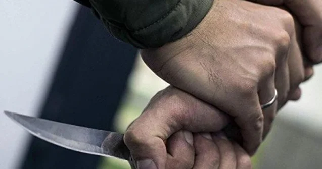 Bakıda 8 bıçaq yarası alan kişi öldü Şübhəli oğludur