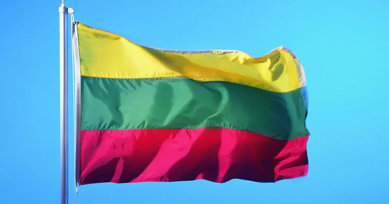Литва вводит новые ограничения на поездки россиян в РФ и Беларусь