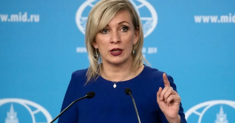 Захарова расценила слова Зеленского как прямую угрозу