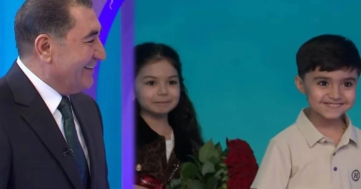 Xalq artisti efirə nəvələri ilə çıxdı