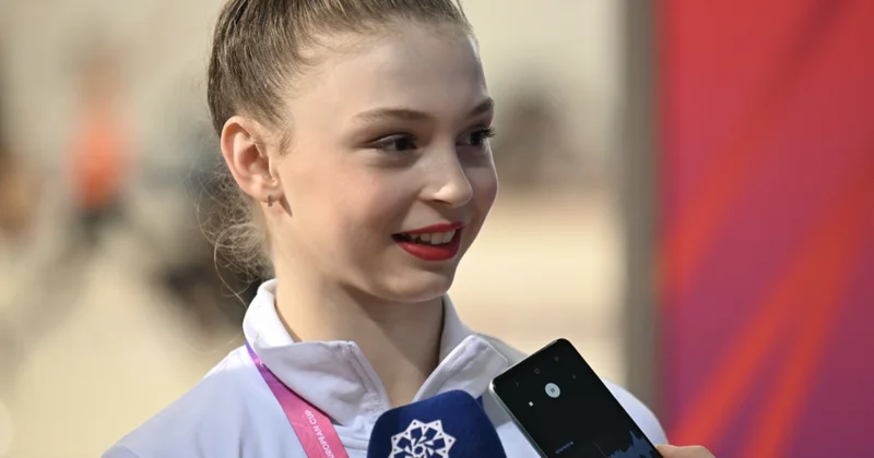 Bolqarıstanlı gimnast: Ölkəmə qızıl medalla qayıtdığıma görə çox xoşbəxtəm