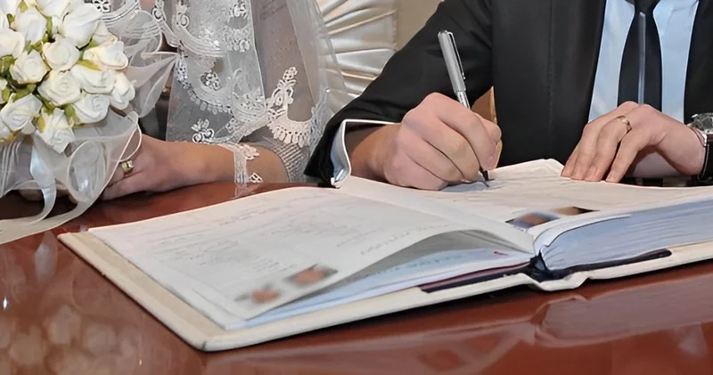Azərbaycanda nikahda rekord artım: Sevgi, qorxu, yoxsa qanun?