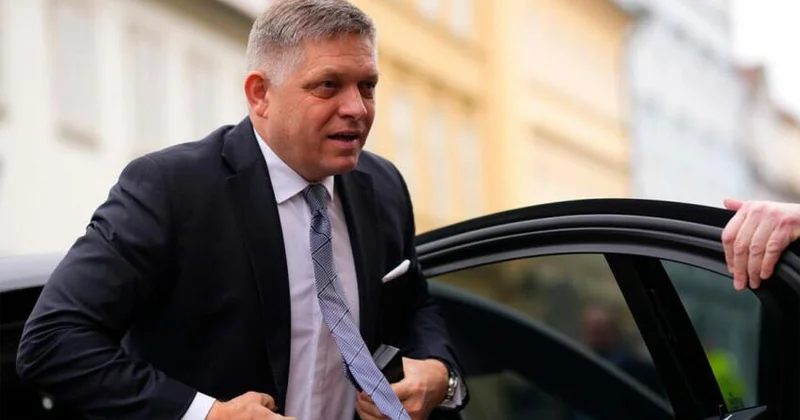 İki ölkənin liderləri xəstələndi, planlar dəyişdi