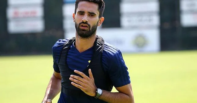 Türkiyə millisinin sabiq üzvü futboldan uzaqlaşdırıldı