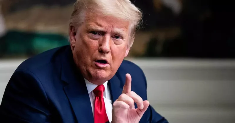 Spiegel: Трамп может не поехать на саммит НАТО