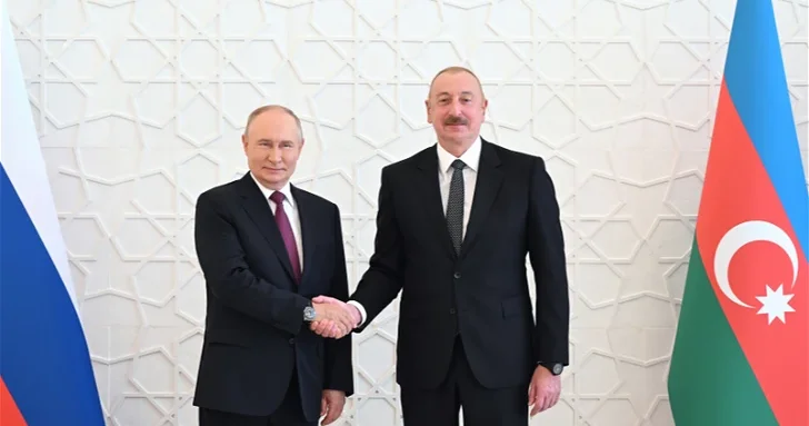 Президент Российской Федерации поздравил Ильхама Алиева