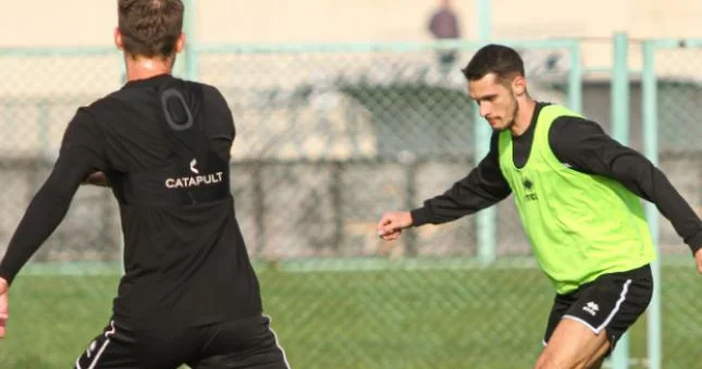 Neftçi Kəpəz lə matça 5 itki ilə çıxacaq
