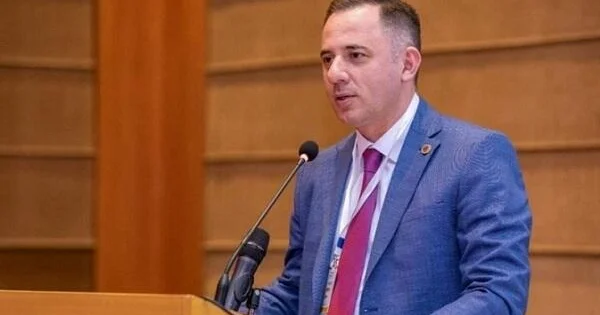 Vüqar Oruc sədr seçildi
