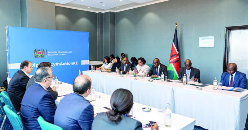 Azərbaycan diplomatları Nepalda və Keniyada
