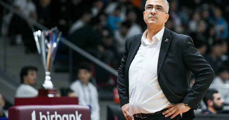 Murat Dikmen Naxçıvan la vidalaşıb