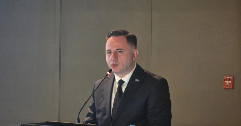 Yenidən sədr seçildi