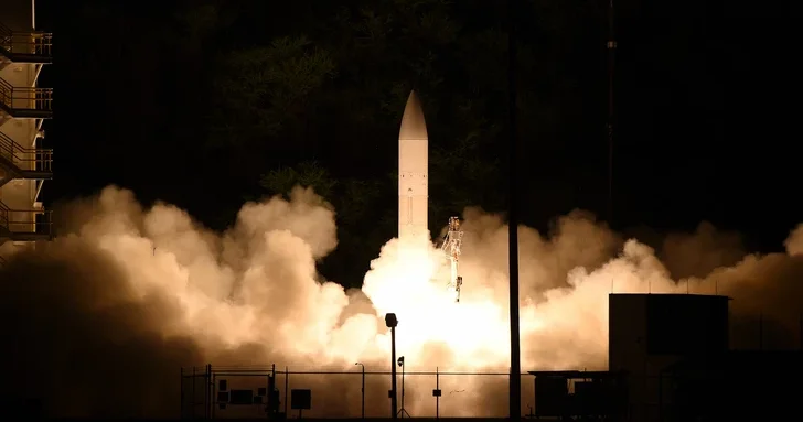 США испытали прототип морской гиперзвуковой ракеты