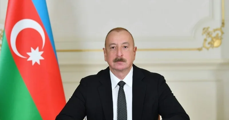 Президент Ильхам Алиев поздравил лидера Польши