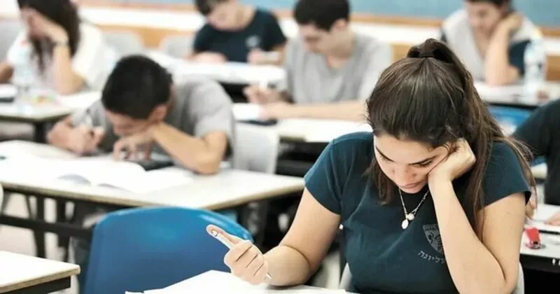 ГЭЦ сегодня проводит выпускной экзамен по азербайджанскому языку