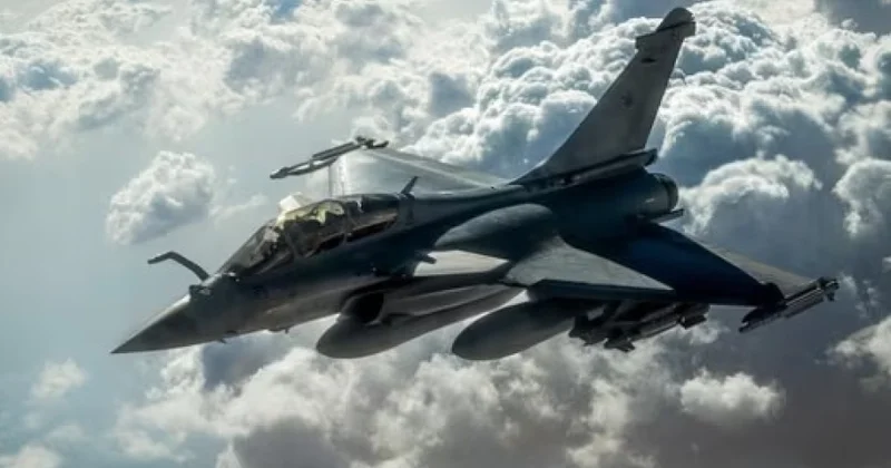 Fransız “Rafale” qırıcıları Baltik hava məkanını pozan iki Rusiya təyyarəsinin qarşısını alıb