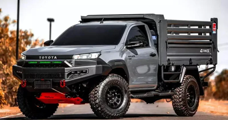 Тюнеры сделали из Toyota Hilux тяжелый самосвал ФОТО