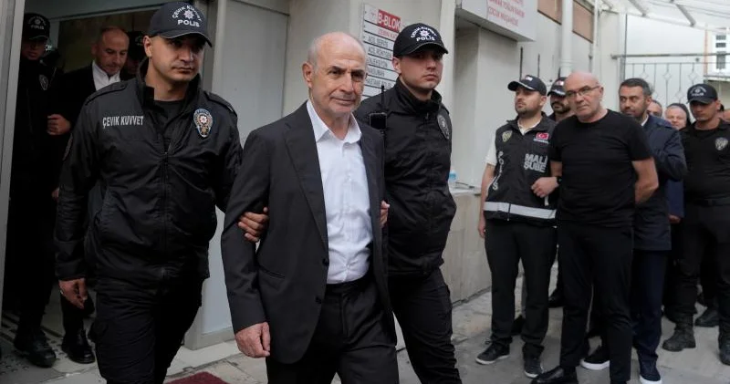 Türkiyədə daha bir bələdiyyə sədir saxlanıldı