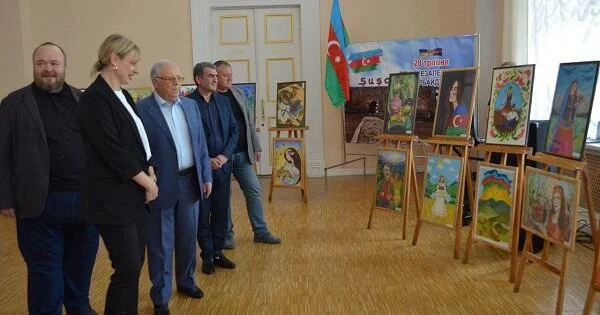 Krivoy Roqda 28 May Müstəqillik Günü qeyd edildi