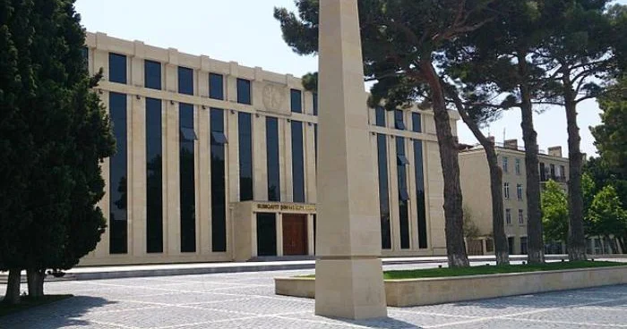 Sumqayıt İcra Hakimiyyəti Nigar Bağırovdan yenə gül alır 145 min ödəyəcək