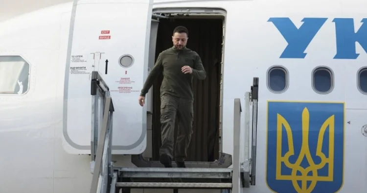 Zelenskinin təyyarəsi İrlandiyadan ABŞ a yola düşüb