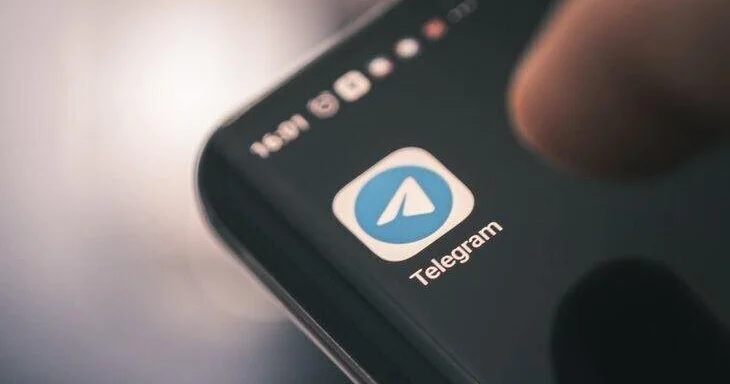 Telegram разрешил отправлять личные сообщения каналам