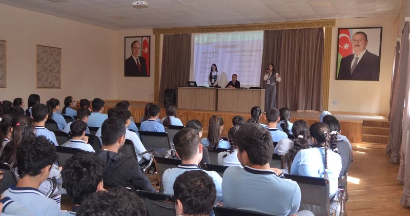 “Erkən evlilik və qohum evliliklərinin fəsadları” mövzusunda görüşlər keçirilib