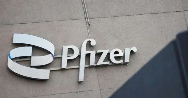 400 nəfər Pfizer i məhkəməyə verdi