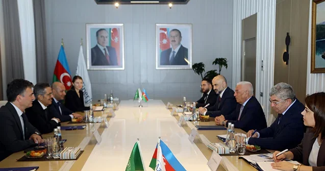 “AzərEnerji” və “ACWA Power” müzakirələr apardı