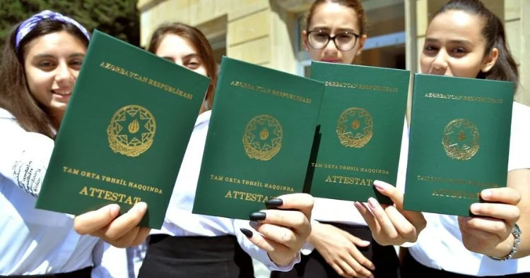 Məzunlara attestatın veriləcəyi tarixlər açıqlandı