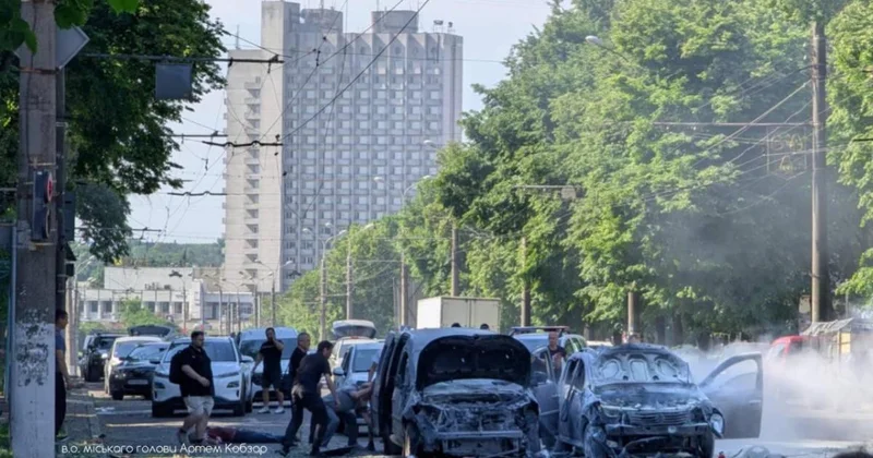 Rusiya ordusu Ukraynanın Sumı şəhərini atəşə tutub, ölənlər var