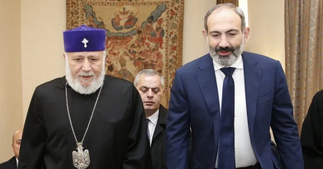 Paşinyanla kilsə arasında evlilik davası böyüyür