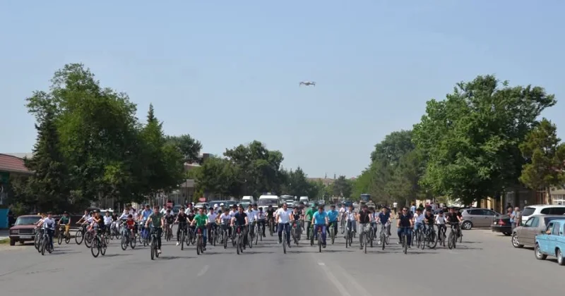 Sabirabadda veloyürüşə 100 ə yaxın velosipedçi qoşulub