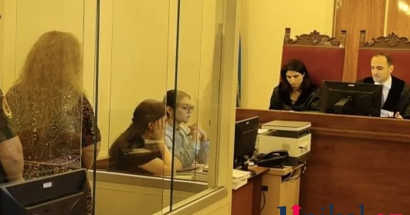 Sevgilisindən 836 min manat tələb edən TikTok er xanım hakim qarşısına çıxarıldı