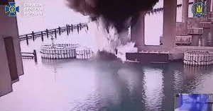 Krım körpüsünə hücum davam edir VİDEO
