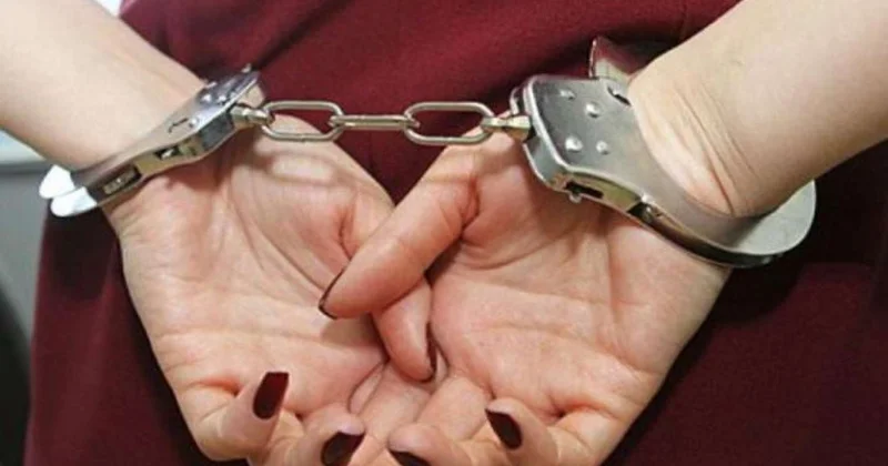 Hesab üstündə “Sherlock”da dava salan sərxoş qadın həbs edildi FOTO