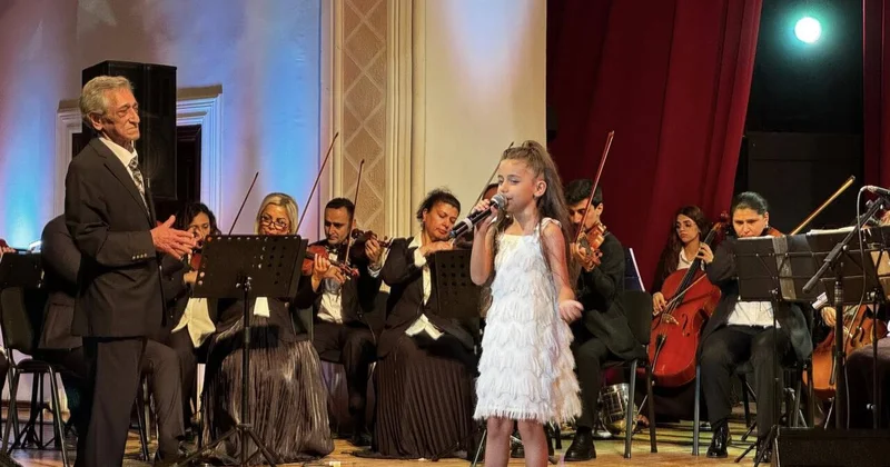 Rəşid Behbudov adına Dövlət Mahnı Teatrında “Kiçik solistlər” adlı konsert FOTO