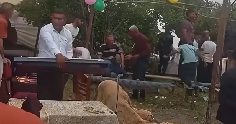 Qəbələdə güclü külək toy mağarını uçurdu