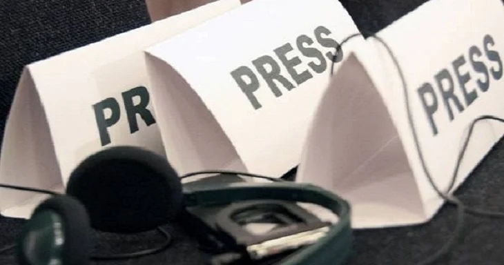 Dövlət Agentliyi jurnalist və bloggerlərə 135 min manat xərcləyəcək