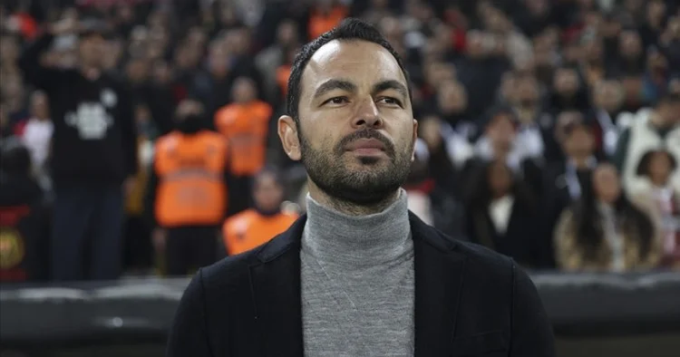 Superliqaya qayıtdılar, Qalatasaray ın əfsanəsi ilə anlaşdılar