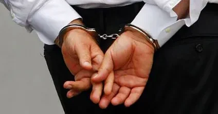 Müəllimlərin işə qəbulu ilə bağlı külli miqdarda dələduzluqda təqsirləndirilən 3 nəfərə hökm OXUNDU