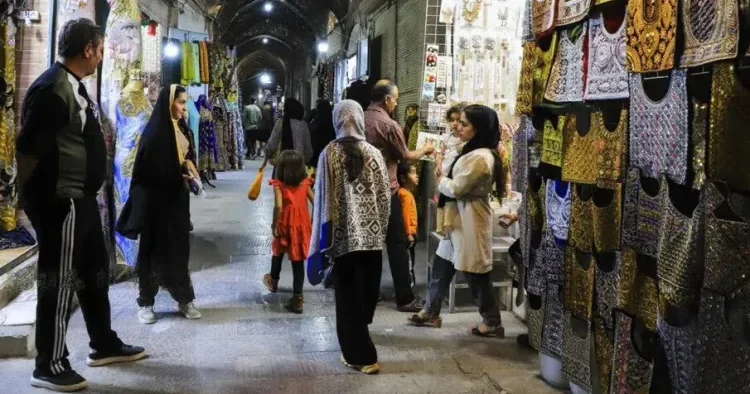 İran bazarında vəziyyət: Vətəndaşların 82 faizi məmnundur