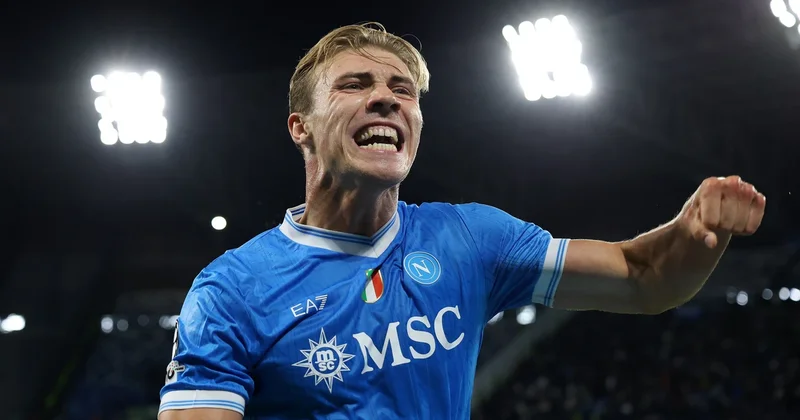 Hoylund “Napoli”də qaldı: “Mançester Yunayted”ə 100 milyonluq gəlir