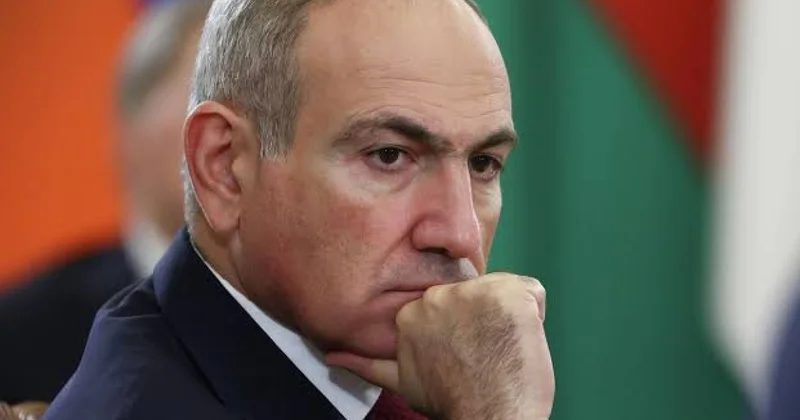 Пашинян отвечает: Это нехороший путь...