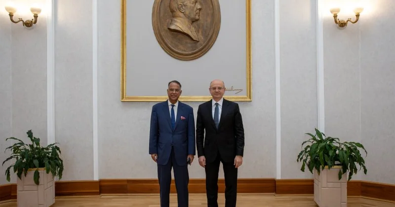 Banladeşlə energetika sahəsində əməkdaşlıq məsələləri müzakirə edilib