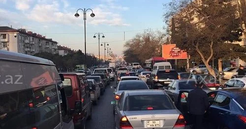 Bu ərazidəki tıxacın qarşısı belə alınacaq Video