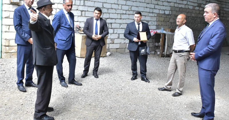 Partiya veteranı ilə görüş keçirilib FOTOLAR