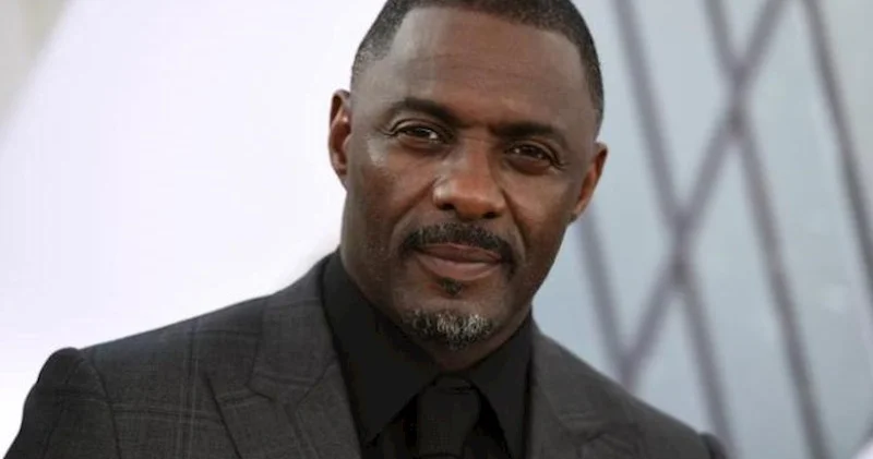 İdris Elba cəngavər tituluna layiq görüldü Foto
