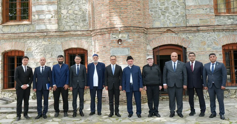 Dövlət Komitəsinin sədri Şəkidə dini icma nümayəndələri ilə görüşüb