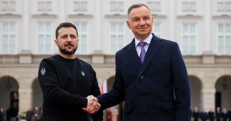 Bu orden Zelenskidən alınacaq? Duda danışdı